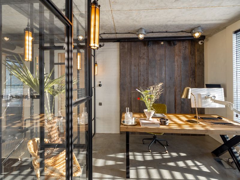Smart lighting for your home office and gaming room